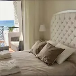 Mi Capricho A16 Beachfront Apartment *