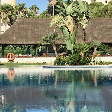 Mi Capricho A16 Beachfront Apartment Sitio de Calahonda